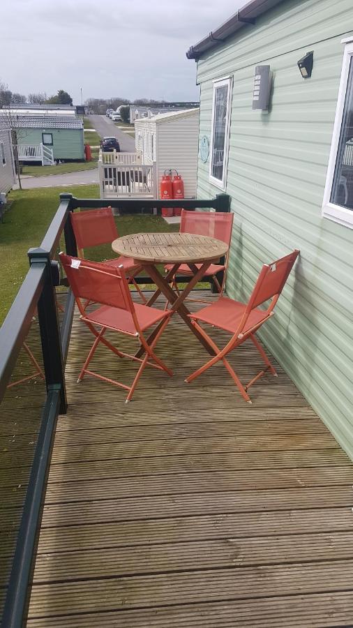 22 Kestrel Quays Camping *